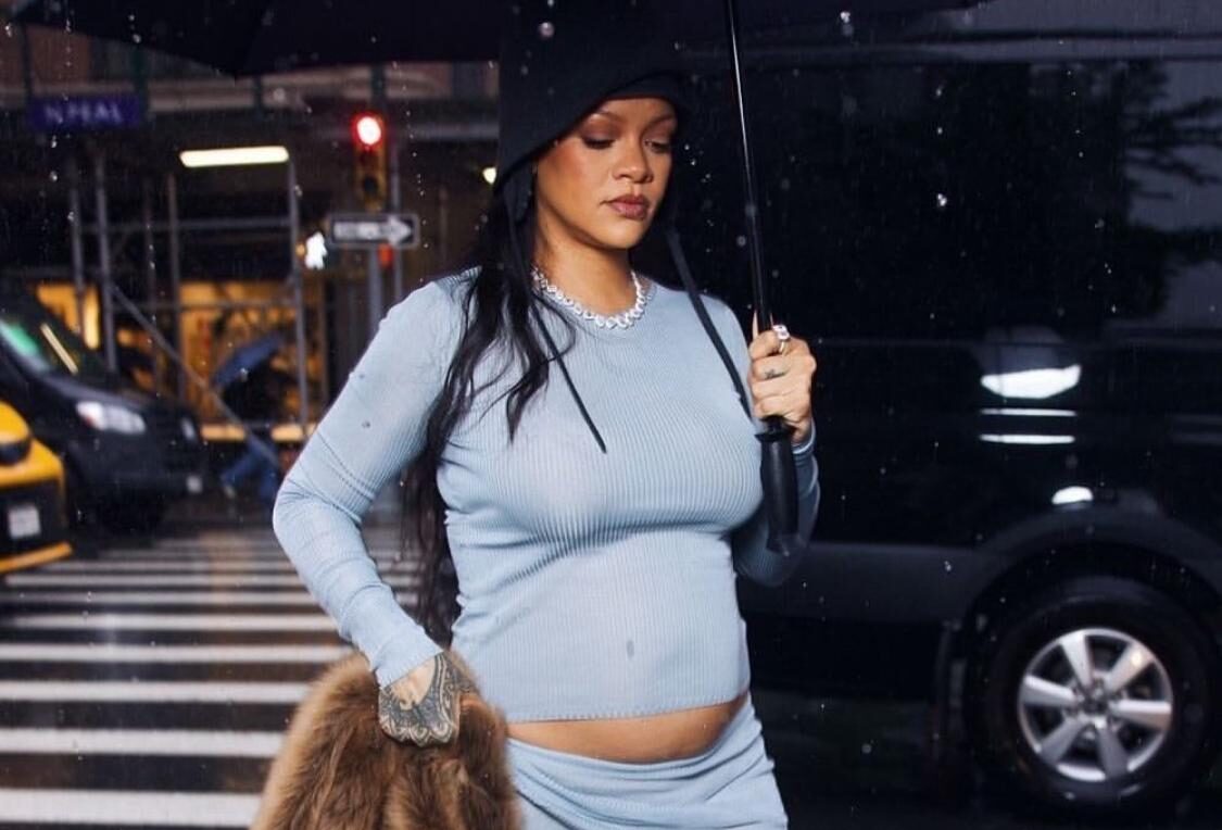 Rihanna reveals her third pregnancy to the world | De Último Minuto English