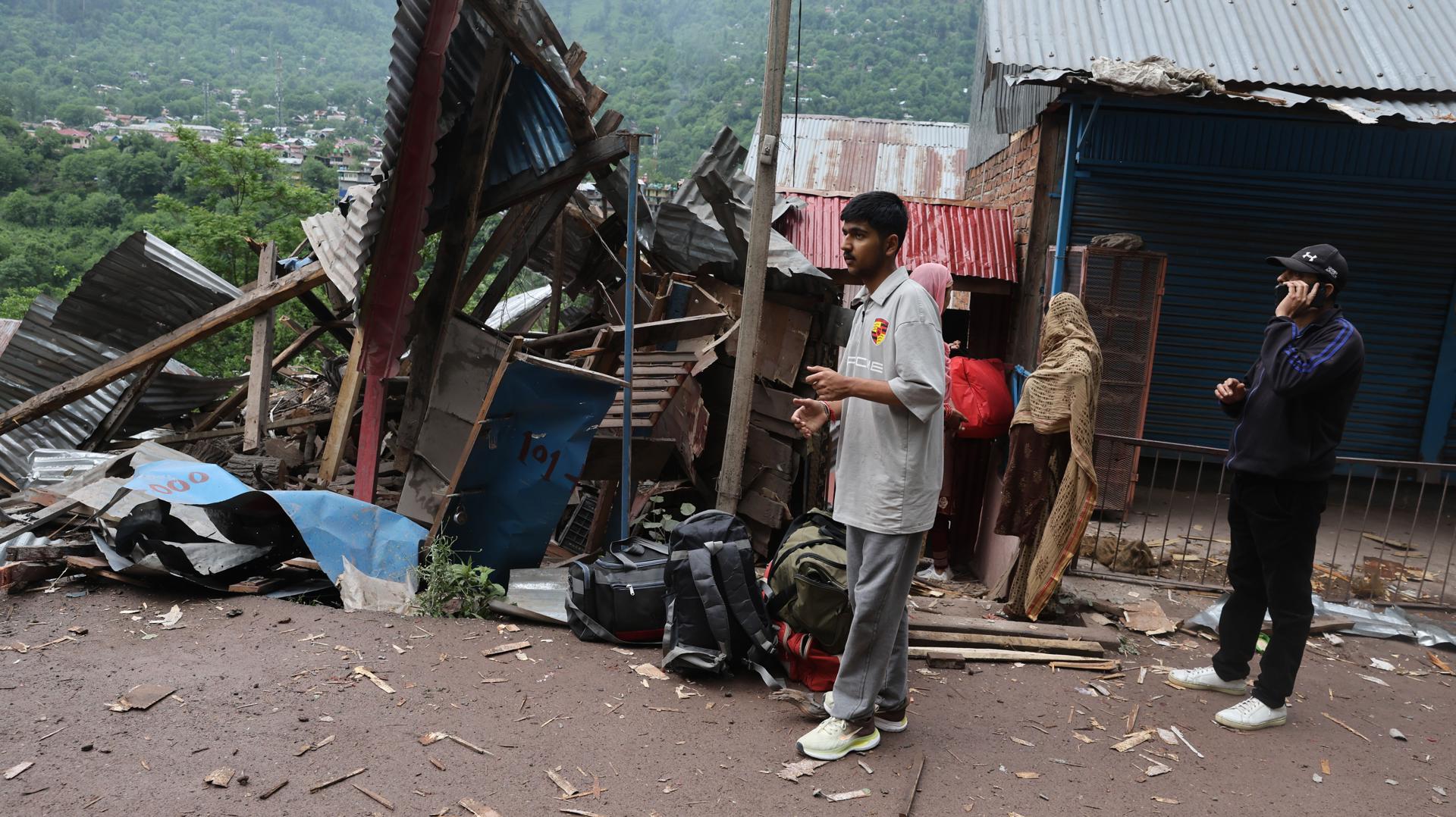 More than 80 dead in the ongoing conflict between India and Pakistan | De Último Minuto English