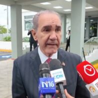 Minister Franklin García praises new building at Unicaribe | De Último Minuto English