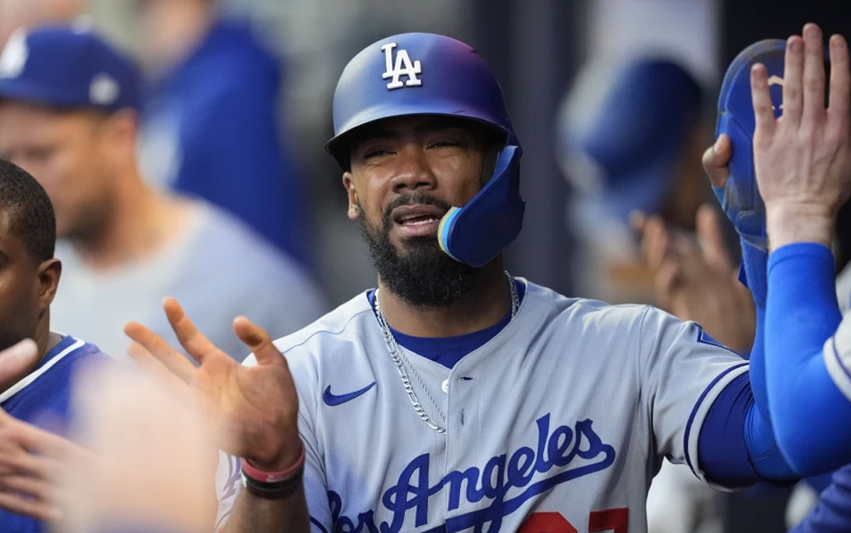 Teoscar Hernández drives in Dodgers with key double in the 13th inning in victory over Mets | De Último Minuto English