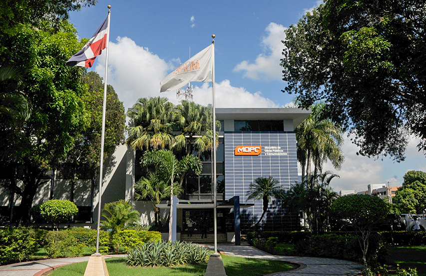 History of the Ministry of Public Works and Communications (MOPC) | De Último Minuto English