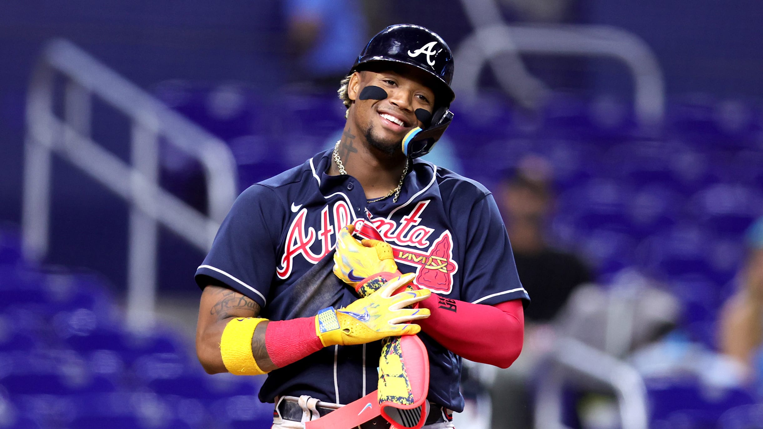 Ronald Acuña Jr. hits a 467-foot home run in his first at-bat after a year out | De Último Minuto English