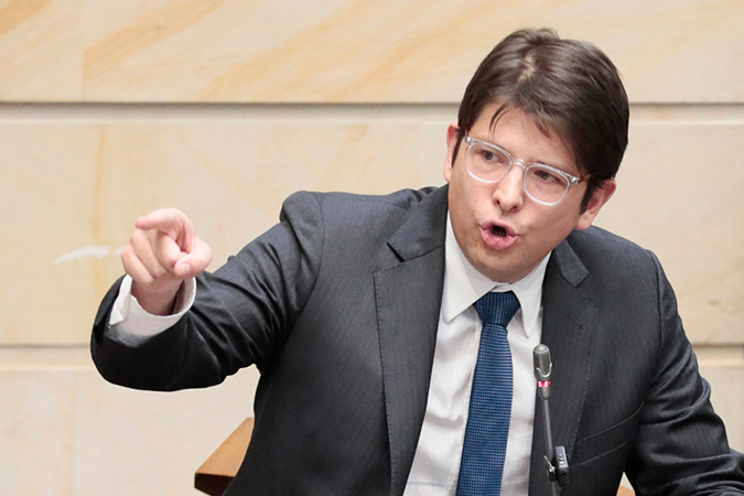 Miguel Uribe Turbay: Biography of the Colombian senator and presidential  pre-candidate | De Último Minuto English