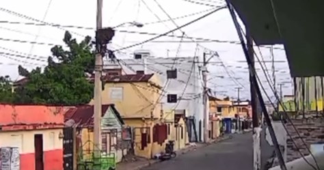 Young man shot dead in front of his home in San Francisco de Macorís | De Último Minuto English
