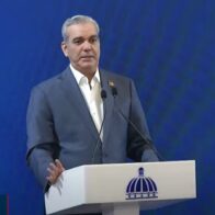 Government evaluates Venezuela's request to reopen airspace | De Último Minuto English