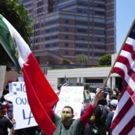Independence Day celebrations canceled in Los Angeles due to immigration raids | De Último Minuto English