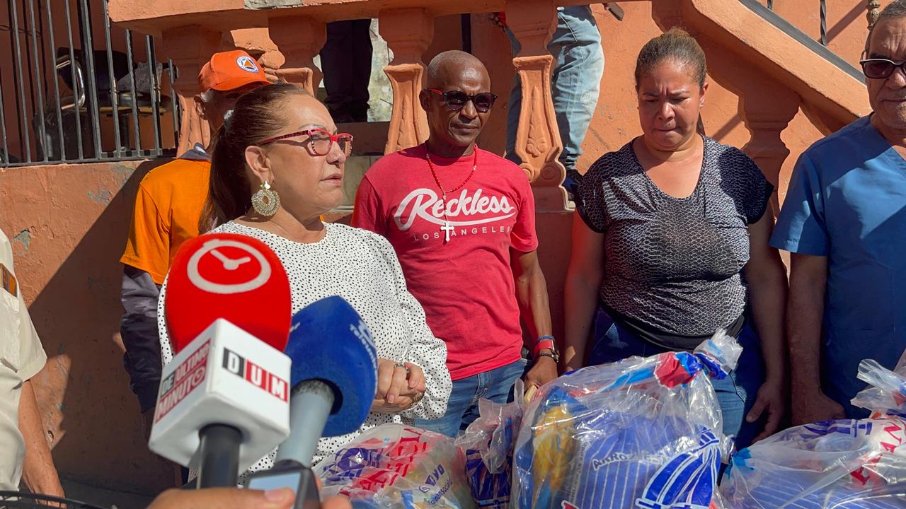 Governor of Santiago reiterated concern over chain of fire that has left dead and destroyed houses | De Último Minuto English