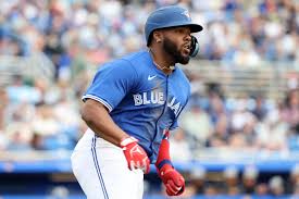 Vladimir Guerrero Jr. and José Ramírez leave tense game after hit-by-pitches in Cleveland | De Último Minuto English