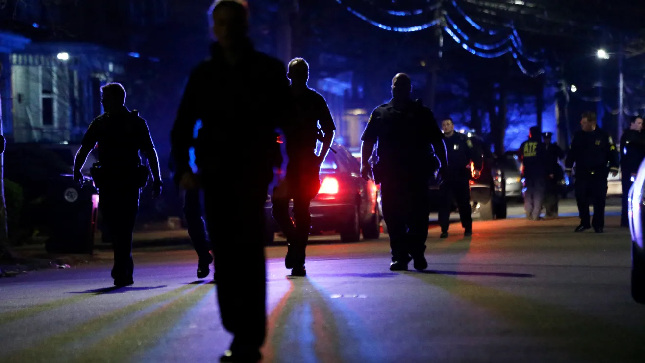Shooting at rapper Mello Buckzz's party leaves 4 dead and 18 injured in Chicago | De Último Minuto English