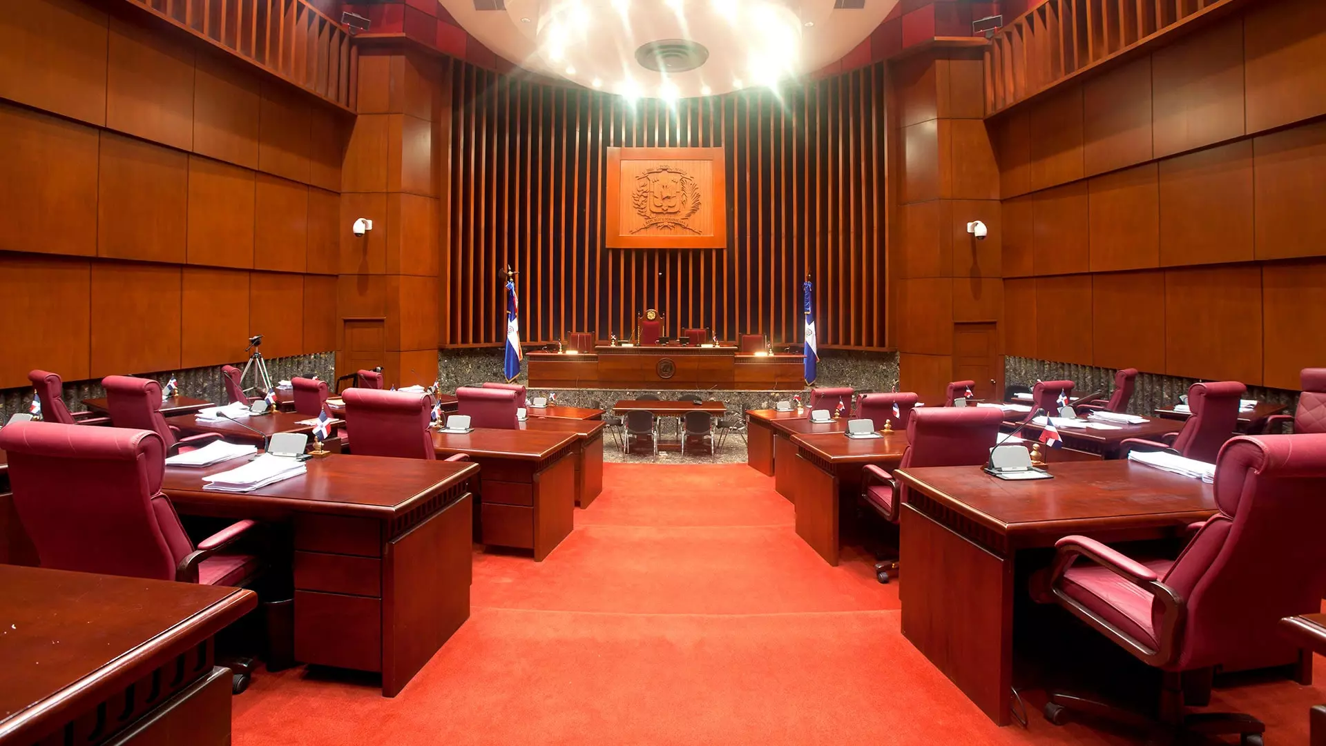 Senate honors 25 outstanding figures in national life | De Último Minuto English