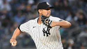 Braves acquire Carlos Carrasco from the Yankees to reinforce a battered rotation | De Último Minuto English