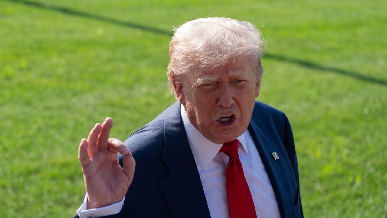 Trump accuses Hamas of not wanting a deal and says they will have to be "hunted down" | De Último Minuto English