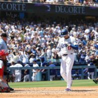 Shohei Ohtani reaches 1,000 hits in Major League Baseball with a 440-foot home run | De Último Minuto English