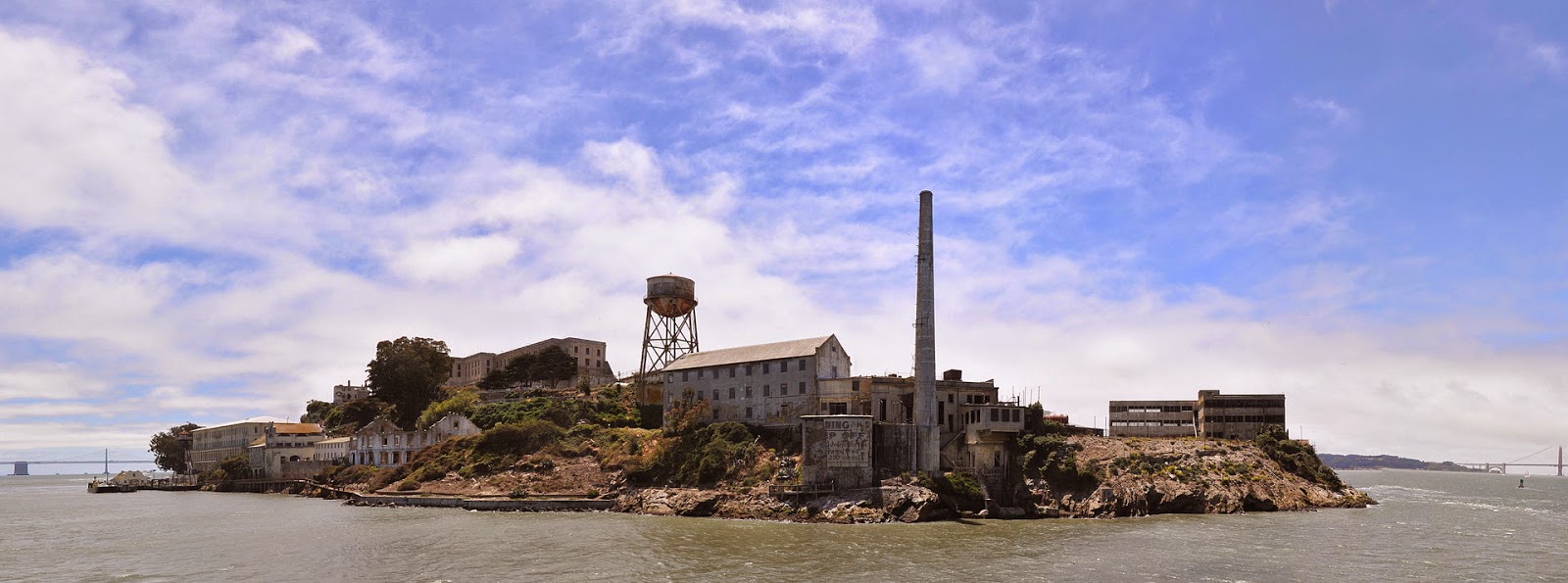 They order the closure of the Alcatraz center within 60 days | De Último Minuto English