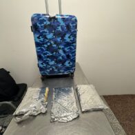 Foreigner arrested trying to travel to Spain with three sheets of alleged cocaine hidden in suitcase | De Último Minuto English