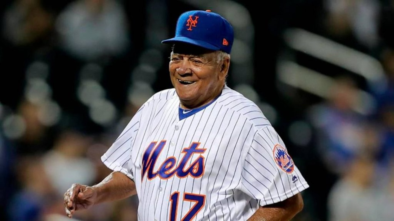 President Abinader enacts law declaring September 23 of each year "National Baseball Player Day" in honor of Osvaldo Virgil | De Último Minuto English