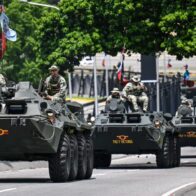 Maduro regime militarizes Caracas amid growing tensions with the United States | De Último Minuto English