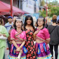 They are showing an episode of Migrantes dedicated to the Chinese community in Chinatown of Santo Domingo | De Último Minuto English