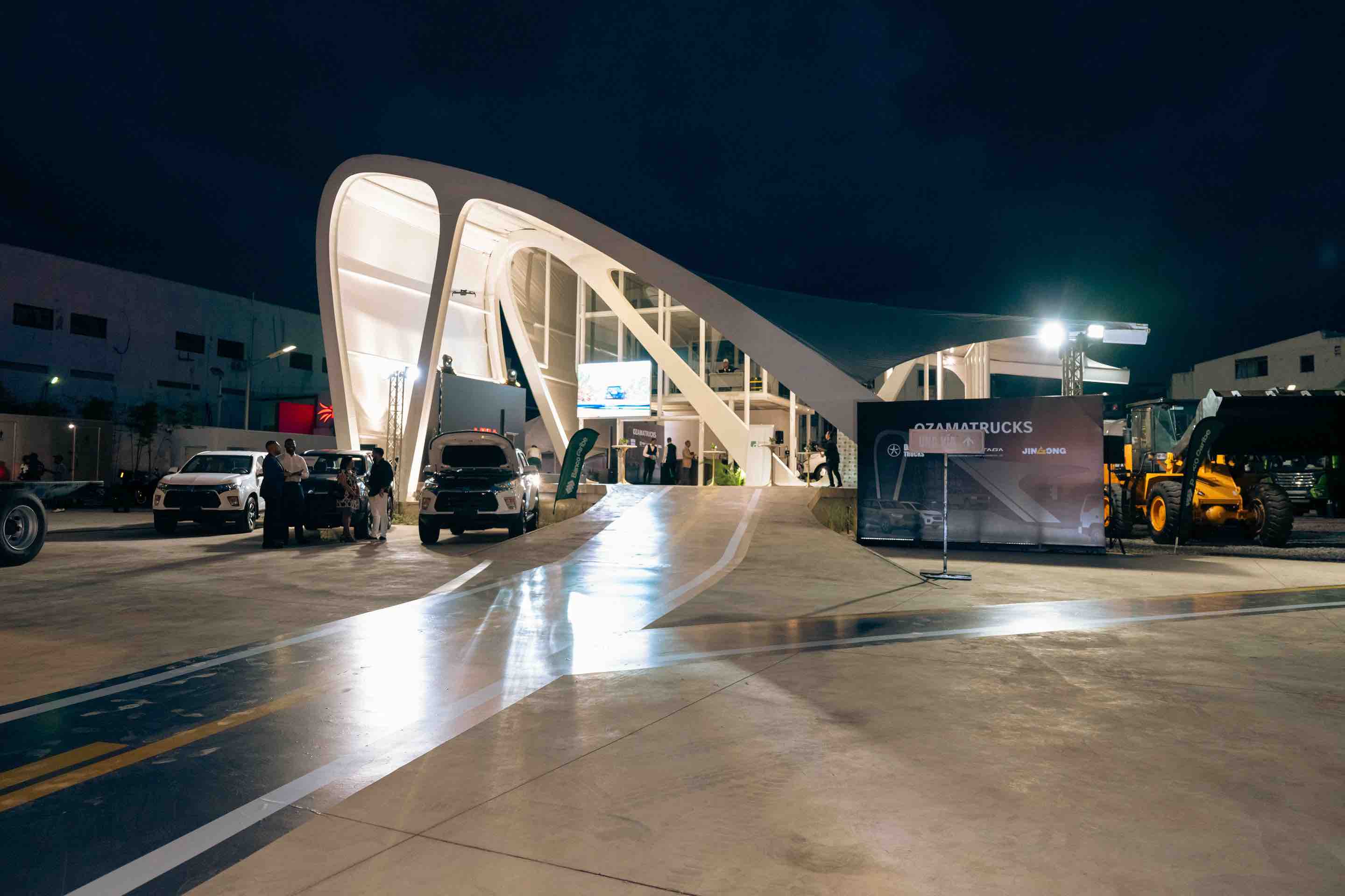 Ozamatrucks opens its February 27th Branch and reaffirms its leadership in freight transport | De Último Minuto English
