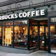 Starbucks announces closures and layoffs as part of a plan to revive the coffee chain | De Último Minuto English