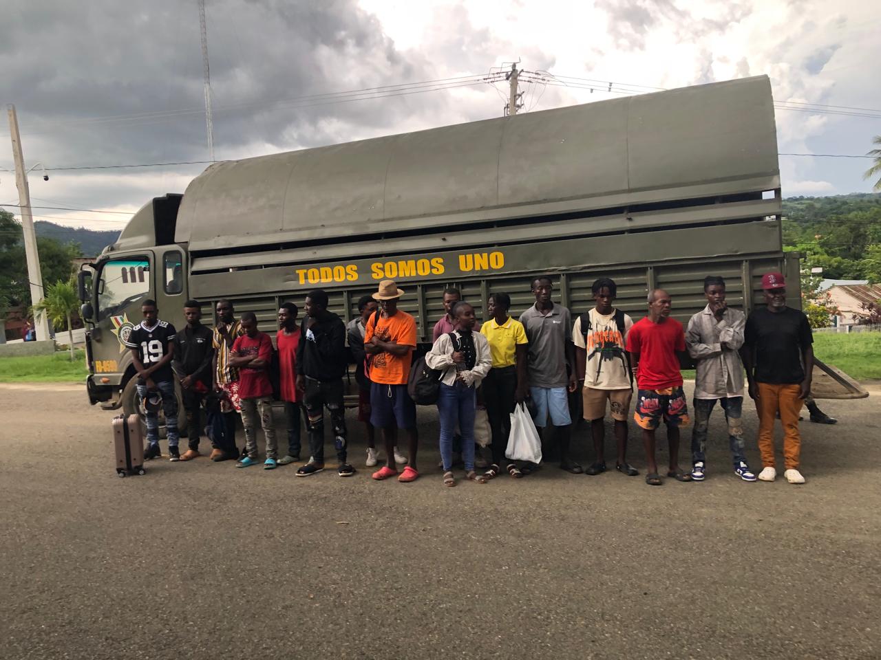 Army detains 152 undocumented Haitians in different operations in the Northwest Line | De Último Minuto English