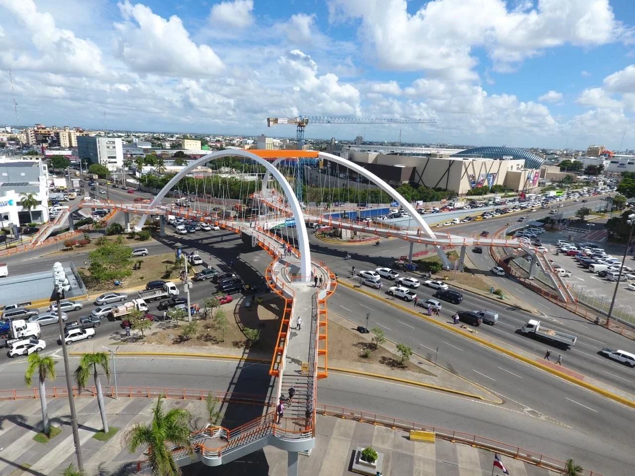 !Attention! Application of fines for improper turns on John F. Kennedy Avenue begins. | De Último Minuto English