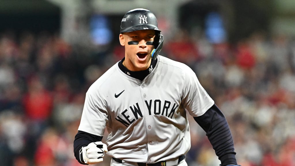 Aaron Judge surpasses Yogi Berra with his 359th HR and takes over 5th place in Yankees home runs | De Último Minuto English