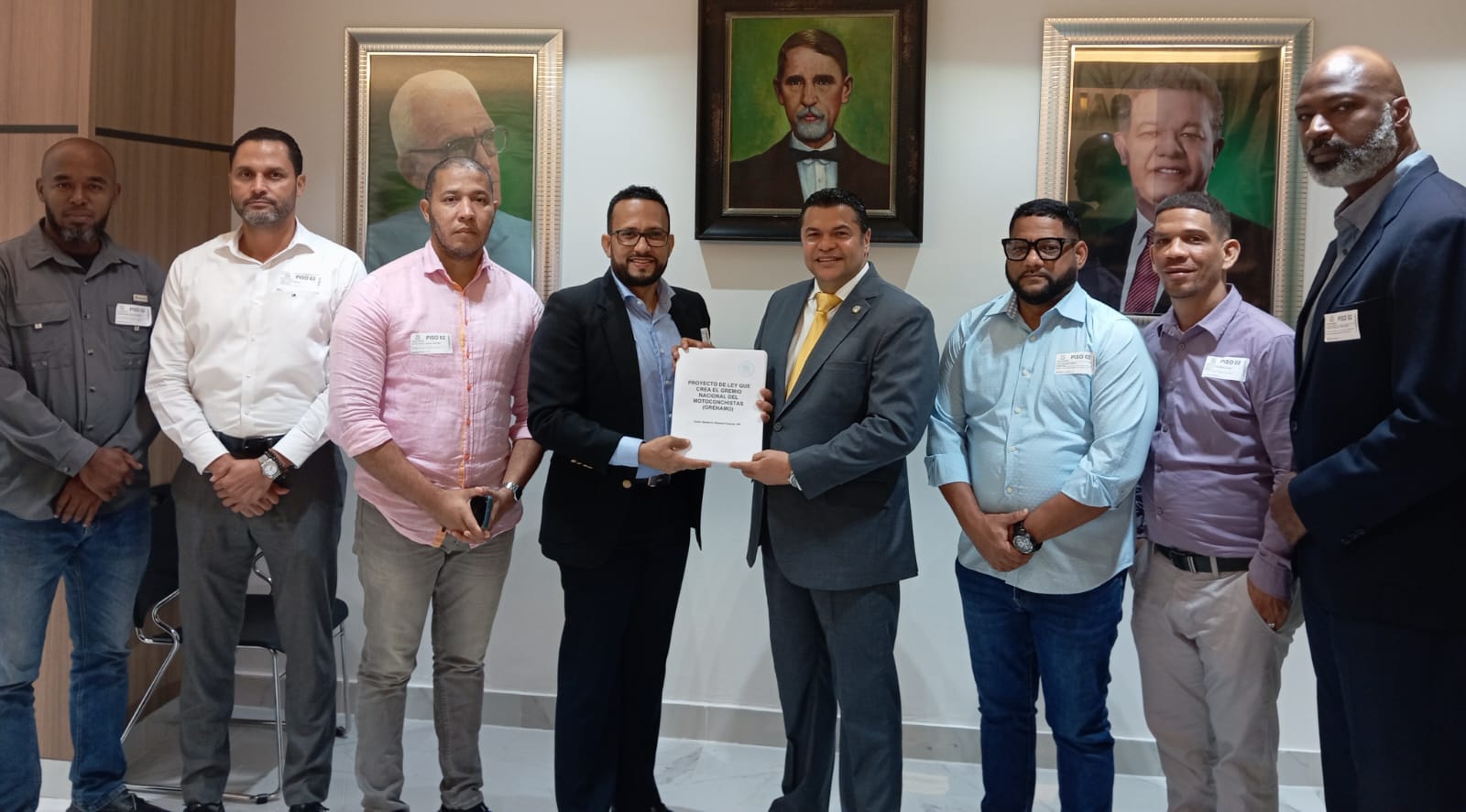 Tobías Crespo will submit a project to unify motoconcho unions and improve their living conditions | De Último Minuto English