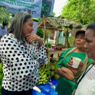Governor highlights the contribution of rural women in Azua's inter-community fair | De Último Minuto English