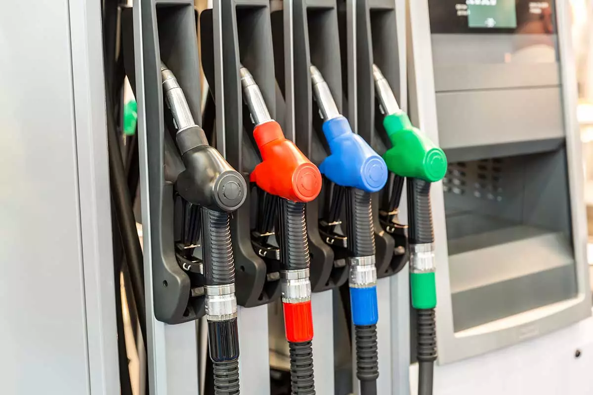 Gasoline, diesel, and propane prices stable between October 18 and 24 | De Último Minuto English