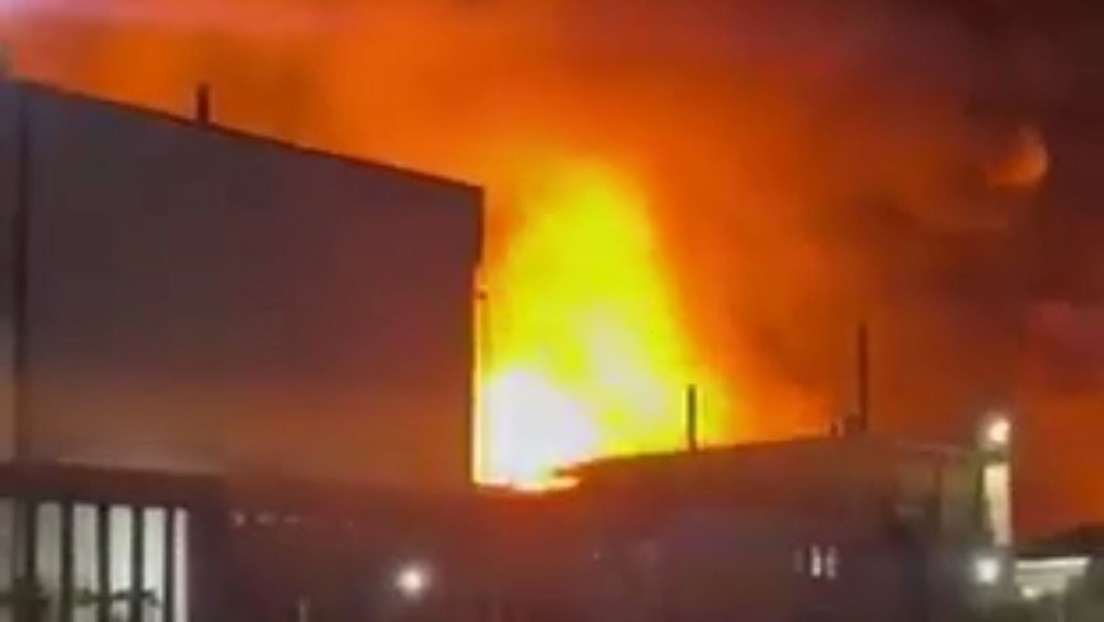 Explosion in Argentina's industrial park causes massive fire and leaves at least 22 injured | De Último Minuto English