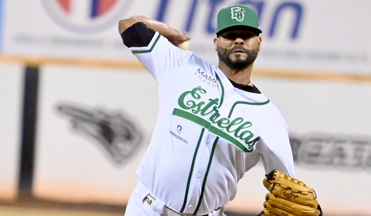 Esmil Rogers leads third consecutive victory for Estrellas Orientales | De Último Minuto English