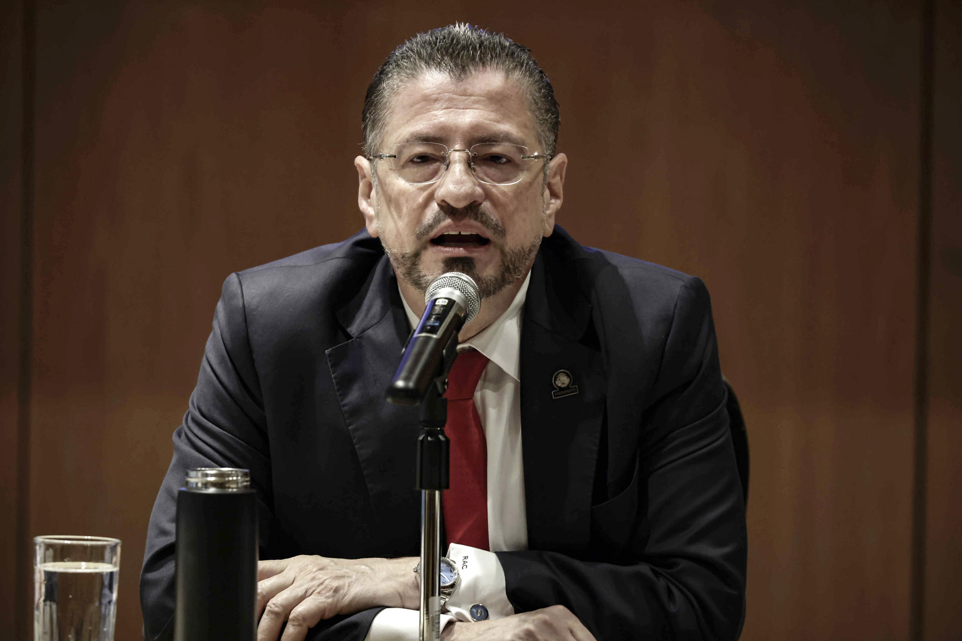 Chaves will not attend Congress for the vote on his impeachment in Costa Rica | De Último Minuto English