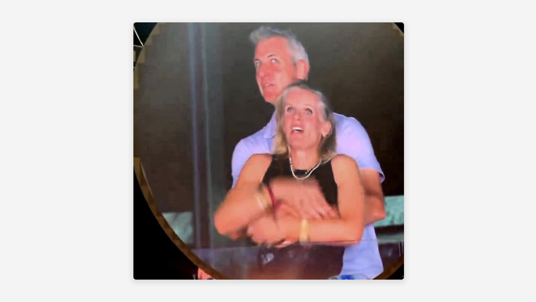 The woman captured by Coldplay's camera with her boss finally breaks the silence | De Último Minuto English
