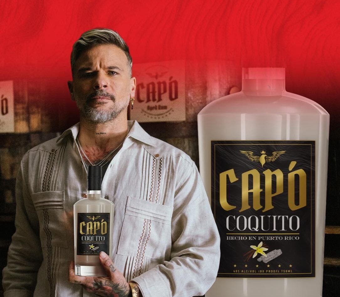Pedro Capó celebrates the launch of his traditional Puerto Rican drink | De Último Minuto English