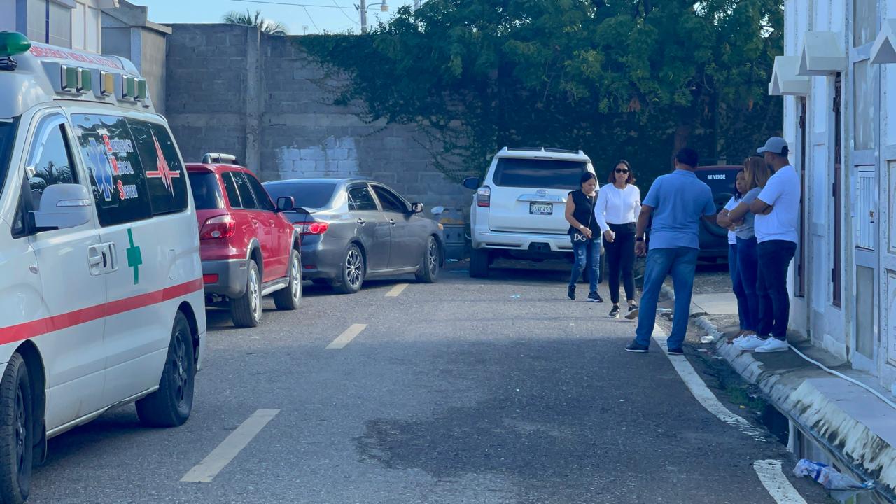 One dead and one injured after shooting at liquor store in Pañal, Santiago | De Último Minuto English
