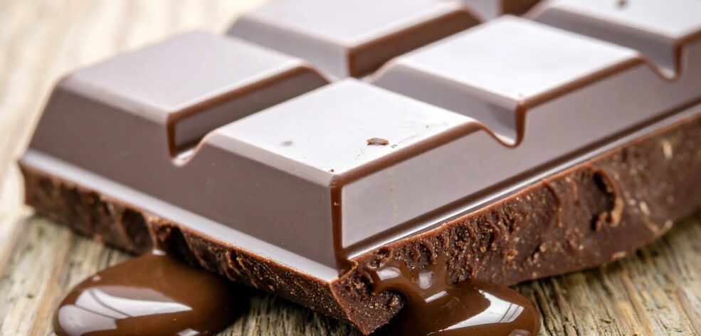A truck with 12 tons of chocolate stolen, which left Italy for Poland | De Último Minuto English