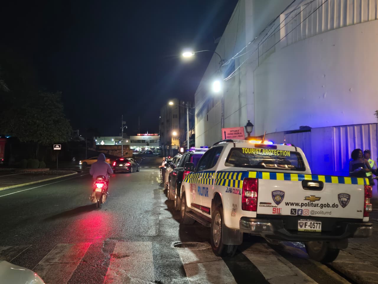 Escaso patrullaje policial en principales avenidas pese a operativo “Proteger y Servir Semana Santa 2026” | De Último Minuto English