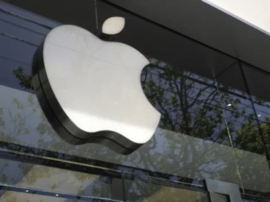 Apple will pay $250 million to settle a lawsuit over misleading advertising of its AI | De Último Minuto English