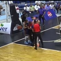 Referee faints during match between Héroes de Moca and Reales de la Vega | De Último Minuto English