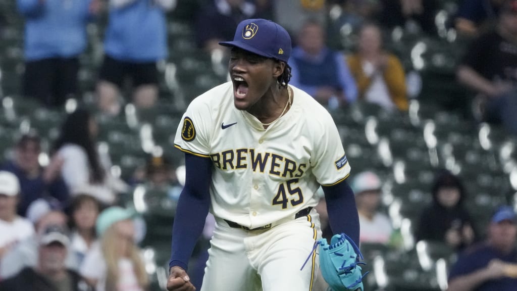 Uribe apologizes after controversial gestures; Ohtani to start against Rockies despite hand injury | De Último Minuto English