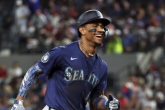 Julio Rodríguez hits his 13th home run and leads Seattle's victory over the Mets | De Último Minuto English