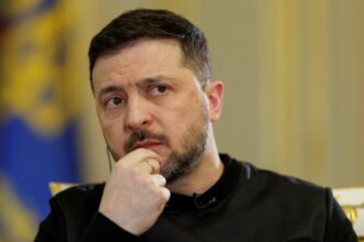 Zelensky invited Putin to negotiate face-to-face to end the war in Ukraine and received Trump's backing | De Último Minuto English