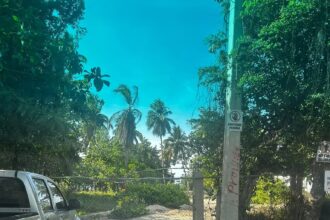 Information is circulating regarding the alleged closure of access to Playa del Anclón in Las Terrenas | De Último Minuto English