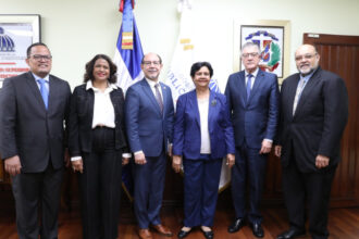 Mescyt and Albizu University promote agreement to support rehabilitation of inmates | De Último Minuto English