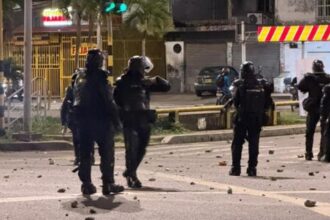 "At least four photo-detection cameras were destroyed in Cali in rejection of election results" | De Último Minuto English