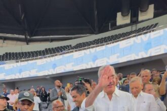 "President Abinader and Leonardo Aguilera lead the inauguration of the new Banreservas Arena" | De Último Minuto English