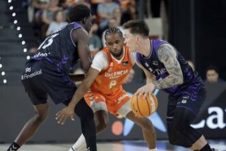 Valencia Basket makes a comeback led by Jean Montero and takes the lead in the Liga Endesa quarterfinals | De Último Minuto English