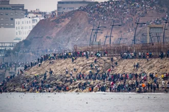 EU ensures that no migrant has crossed from Ceuta to the mainland | De Último Minuto English