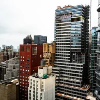Several New York streets evacuated due to a structural failure in a skyscraper | De Último Minuto English